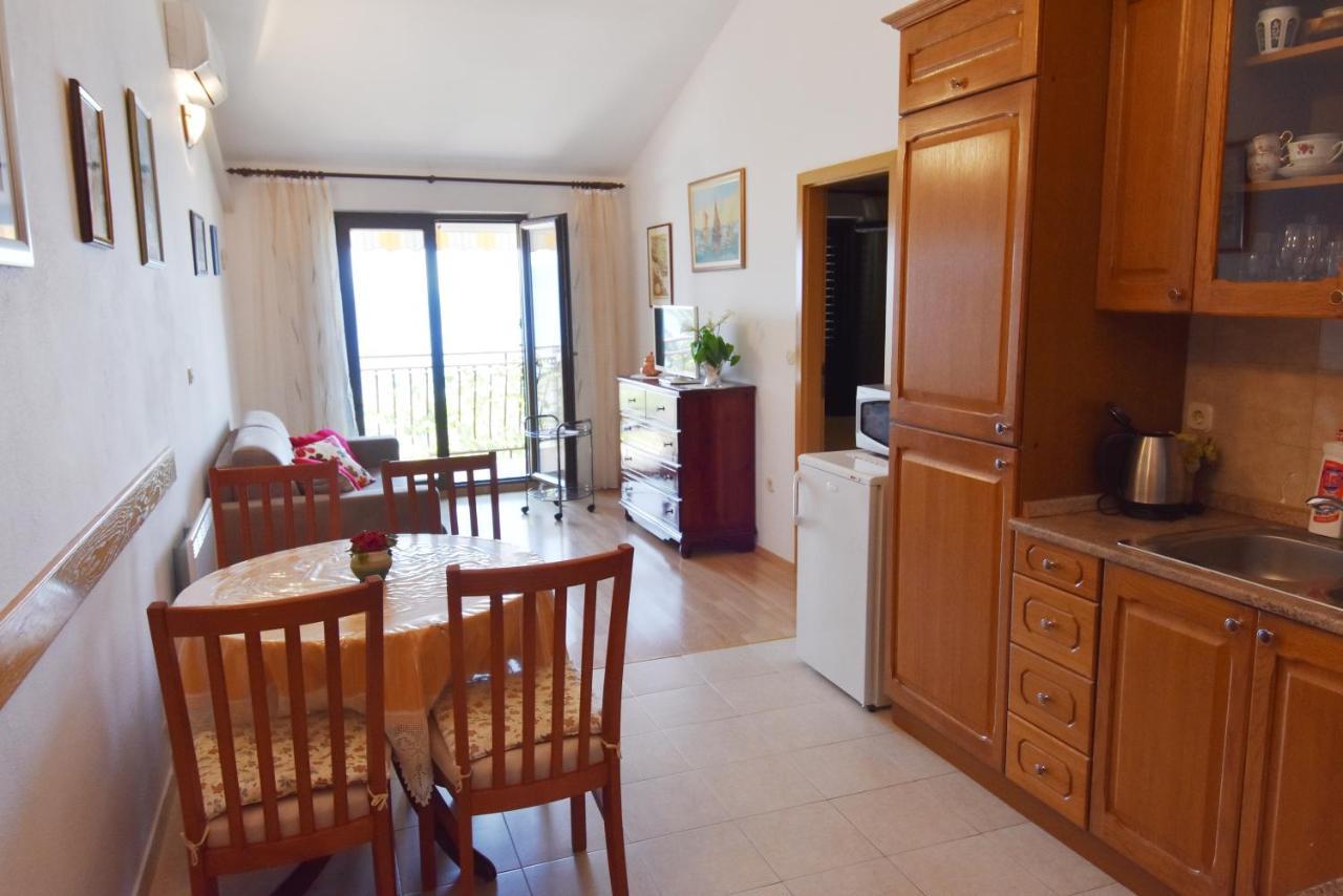 Villa Delfina Podgora Buitenkant foto
