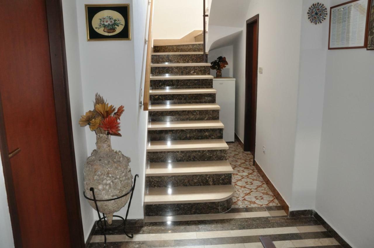 Villa Delfina Podgora Buitenkant foto